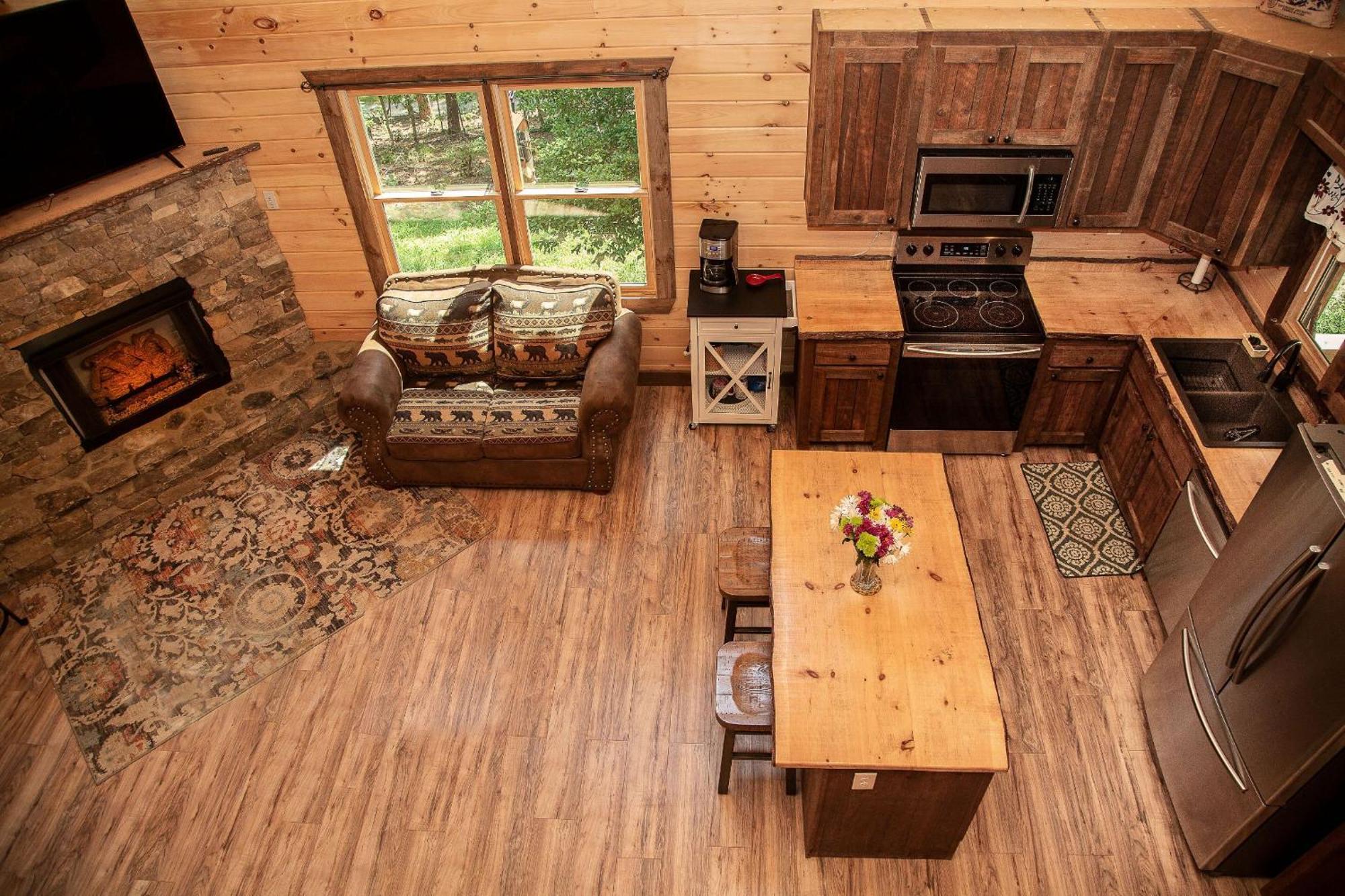 Adore The Smores Rustic Mountain Charm Outdoor Spaces And A Cozy Hot Tub Blue Ridge Dış mekan fotoğraf